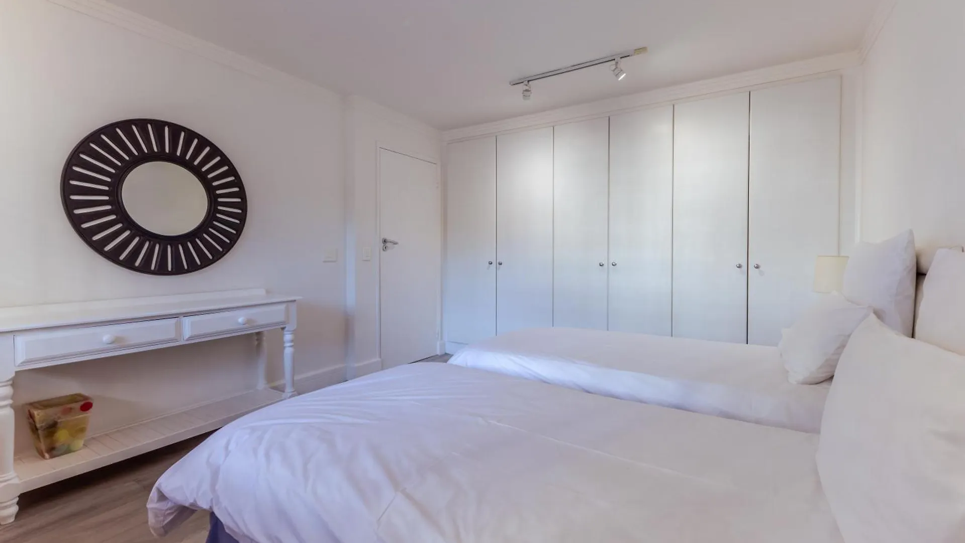 Bantry Place Beach Apartment Le Cap