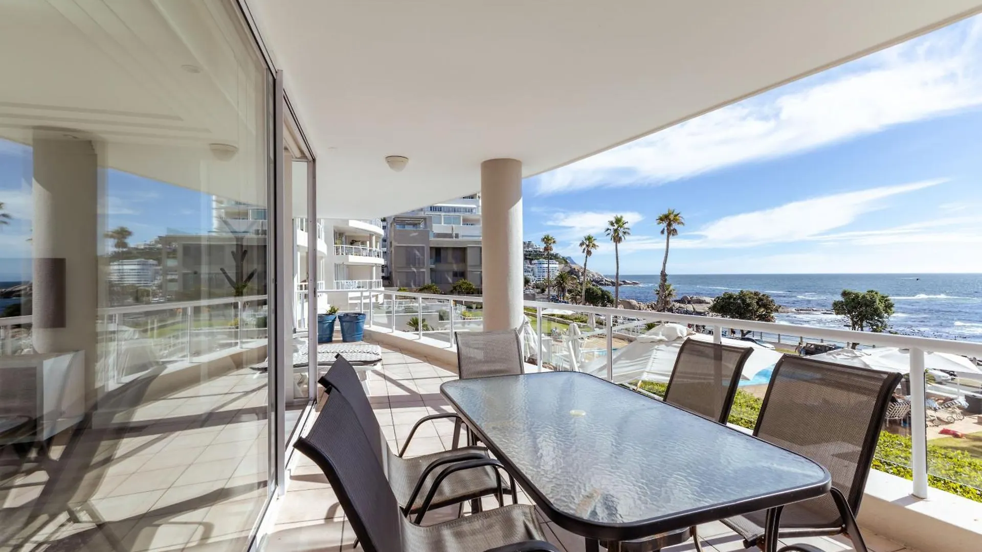 Bantry Place Beach Apartment Le Cap